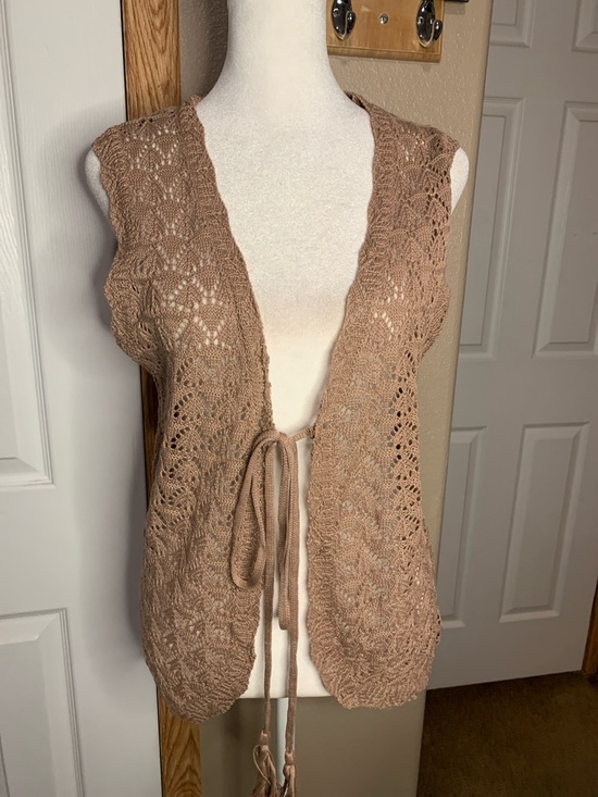 SUMMER Tan Polyester Knit Sleeveless Tie Front Cardigan Size Large - Picture 3 of 6